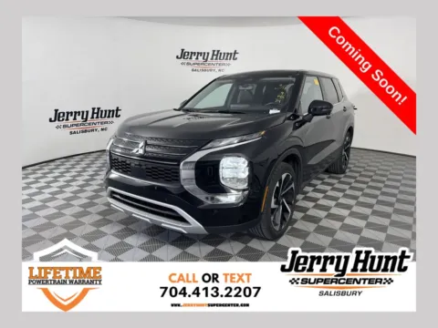 Black 2024 Mitsubishi Outlander SE for sale in Salisbury, NC