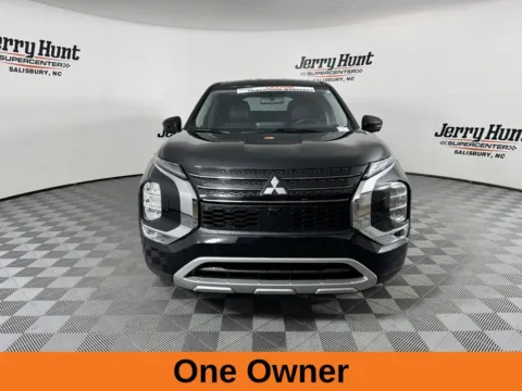 More photos of 2024 Mitsubishi Outlander SE at Jerry Hunt Supercenter - Salisbury, NC