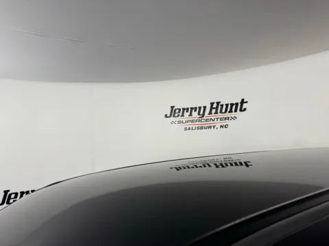 More photos of 2024 Mitsubishi Outlander SE at Jerry Hunt Supercenter - Salisbury, NC