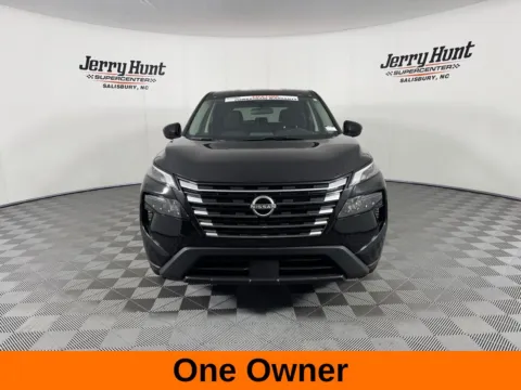 More photos of 2025 Nissan Rogue SV at Jerry Hunt Supercenter - Salisbury, NC