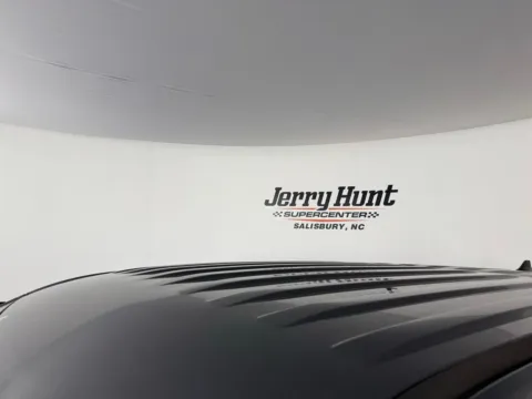 More photos of 2021 Ford Explorer at Jerry Hunt Supercenter - Salisbury, NC