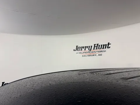 More photos of 2021 Chevrolet Equinox LT at Jerry Hunt Supercenter - Salisbury, NC