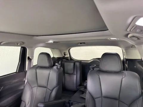 More photos of 2022 Subaru Ascent Limited at Jerry Hunt Supercenter - Salisbury, NC