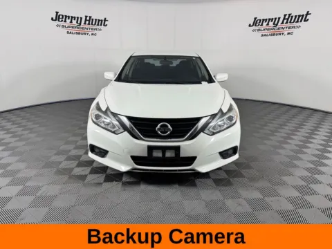 More photos of 2018 Nissan Altima 2.5 SV at Jerry Hunt Supercenter - Salisbury, NC