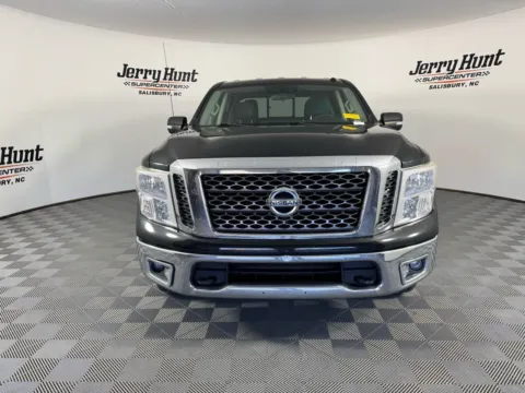 More photos of 2017 Nissan Titan SV at Jerry Hunt Supercenter - Salisbury, NC