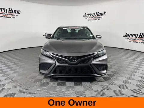 More photos of 2024 Toyota Camry SE at Jerry Hunt Supercenter - Salisbury, NC