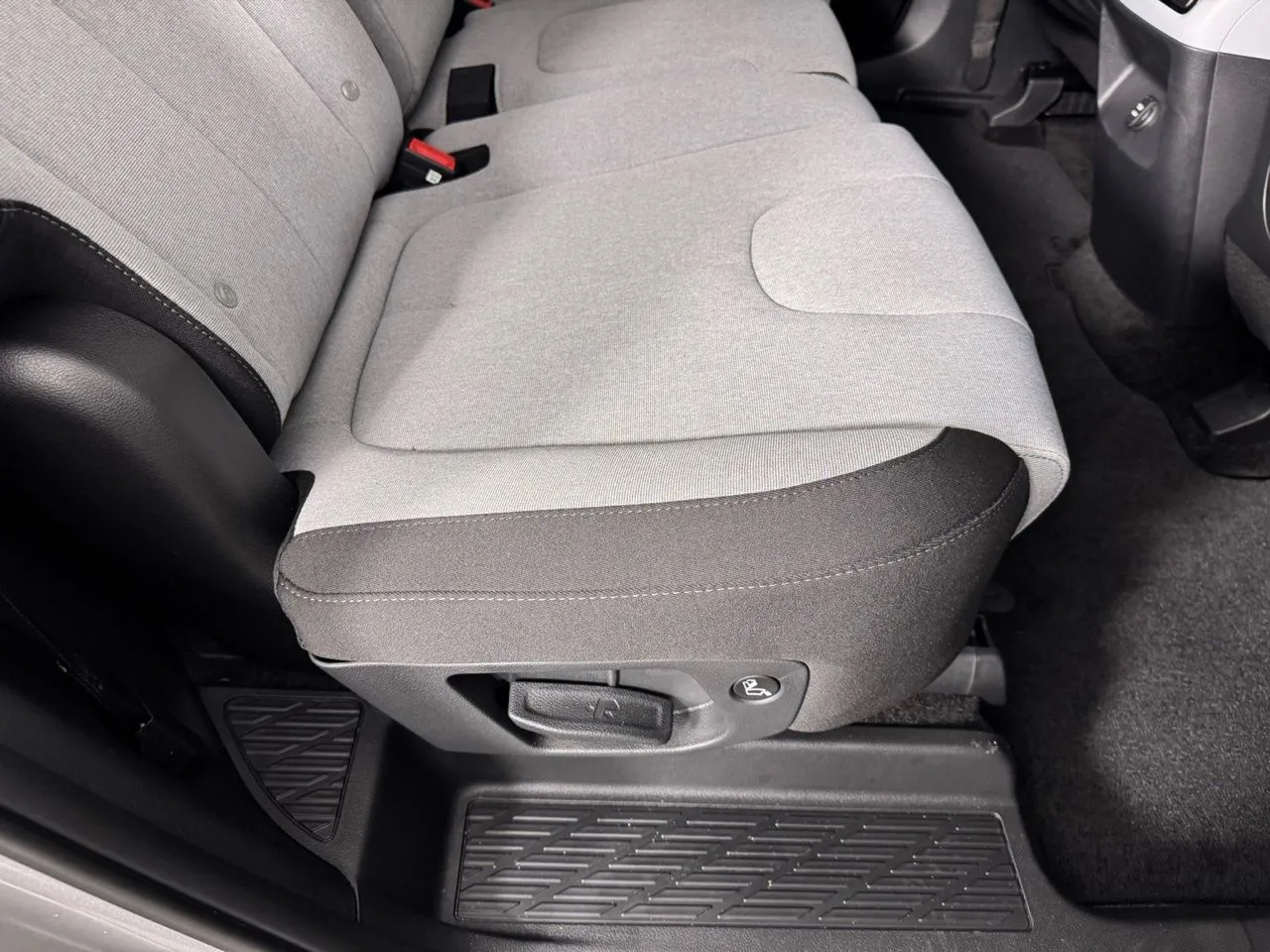 2025 Hyundai Palisade SE - Photo 32