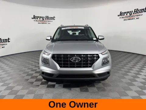 More photos of 2025 Hyundai Venue SEL at Jerry Hunt Supercenter - Salisbury, NC