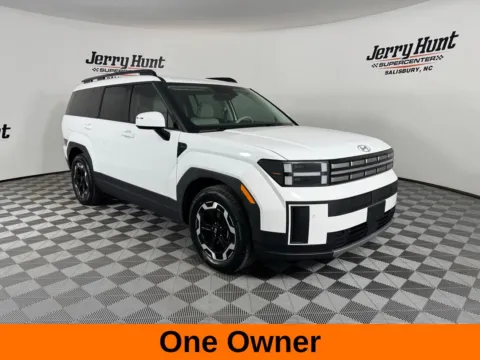 More photos of 2024 Hyundai Santa Fe SEL at Jerry Hunt Supercenter - Salisbury, NC