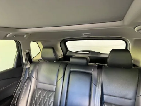 More photos of 2025 Nissan Rogue Platinum at Jerry Hunt Supercenter - Salisbury, NC