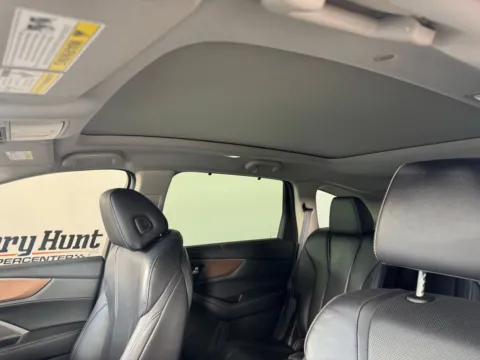 More photos of 2022 Acura MDX Technology at Jerry Hunt Supercenter - Salisbury, NC