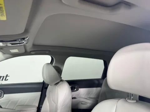 More photos of 2024 Kia Sorento X-Line SX at Jerry Hunt Supercenter - Salisbury, NC