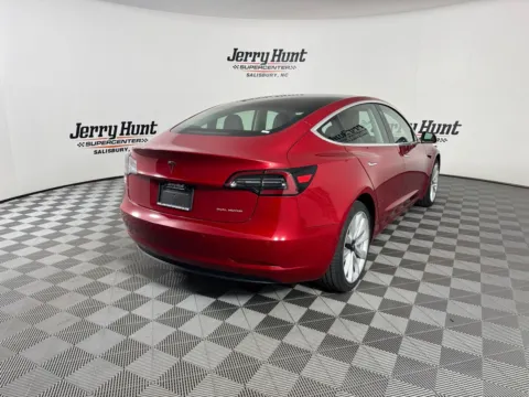 More photos of 2020 Tesla Model 3 Long Range at Jerry Hunt Supercenter - Salisbury, NC