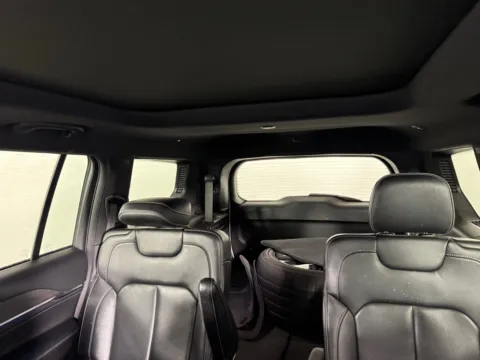 More photos of 2022 Jeep Grand Cherokee L Overland at Jerry Hunt Supercenter - Salisbury, NC