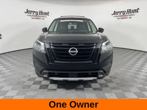 More photos of 2025 Nissan Pathfinder Platinum at Jerry Hunt Supercenter - Salisbury, NC