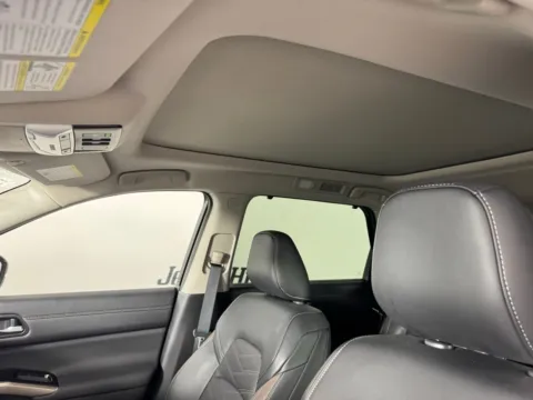 More photos of 2025 Nissan Pathfinder Platinum at Jerry Hunt Supercenter - Salisbury, NC