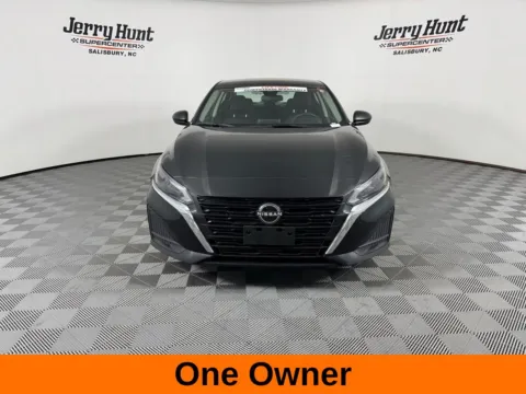 More photos of 2024 Nissan Altima 2.5 SV at Jerry Hunt Supercenter - Salisbury, NC