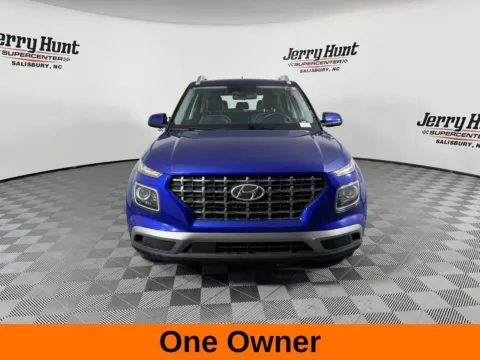 More photos of 2024 Hyundai Venue Limited at Jerry Hunt Supercenter - Salisbury, NC