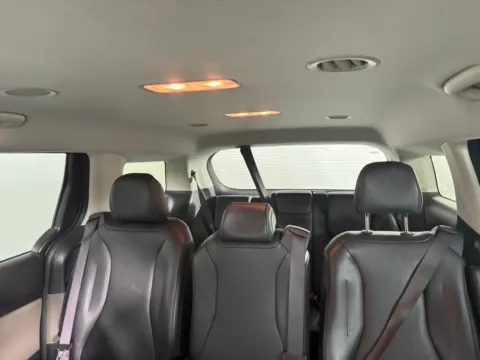 More photos of 2025 Kia Carnival LXS at Jerry Hunt Supercenter - Salisbury, NC