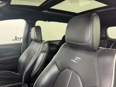 Another view of 2025 Chrysler Pacifica Limited for sale in Salisbury, NC at Jerry Hunt Supercenter - Salisbury