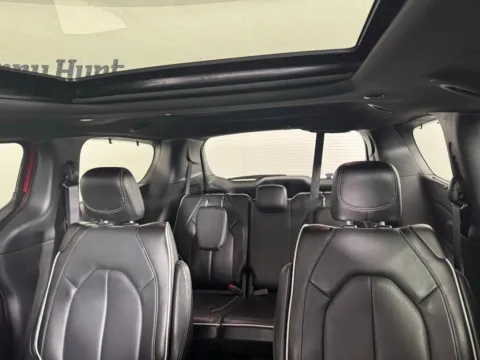 More photos of 2025 Chrysler Pacifica Limited at Jerry Hunt Supercenter - Salisbury, NC