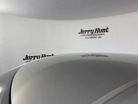 More photos of 2014 Kia Cadenza Premium at Jerry Hunt Supercenter - Salisbury, NC