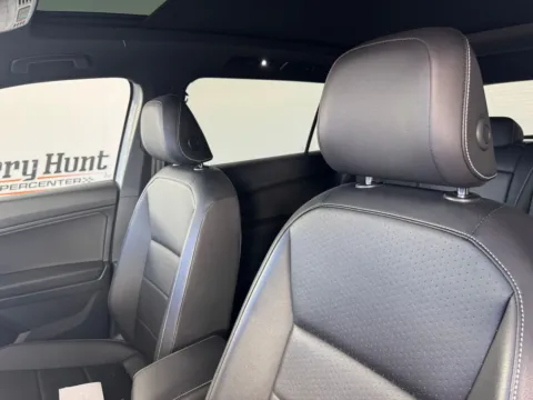 More photos of 2021 Volkswagen Tiguan 2.0T SE R-Line Black at Jerry Hunt Supercenter - Salisbury, NC