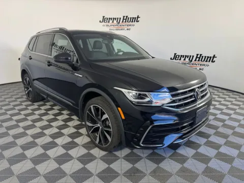 More photos of 2022 Volkswagen Tiguan 2.0T SEL R-Line at Jerry Hunt Supercenter - Salisbury, NC