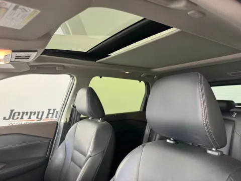 More photos of 2023 Nissan Rogue SL at Jerry Hunt Supercenter - Salisbury, NC