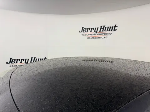 More photos of 2022 Tesla Model S at Jerry Hunt Supercenter - Salisbury, NC