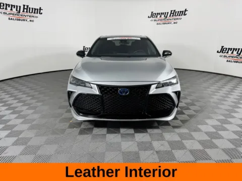 More photos of 2022 Toyota Avalon Hybrid XSE at Jerry Hunt Supercenter - Salisbury, NC