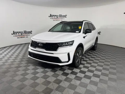 White 2021 Kia Sorento S for sale in Salisbury, NC