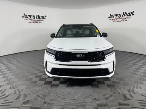 More photos of 2021 Kia Sorento S at Jerry Hunt Supercenter - Salisbury, NC