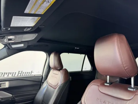 More photos of 2022 Ford Explorer Platinum at Jerry Hunt Supercenter - Salisbury, NC
