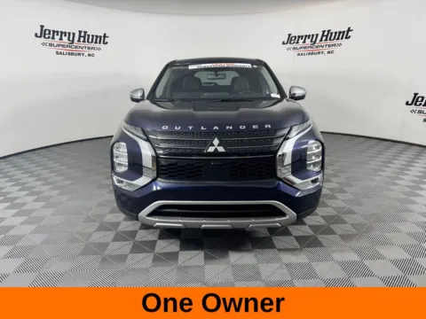 More photos of 2022 Mitsubishi Outlander SE at Jerry Hunt Supercenter - Salisbury, NC