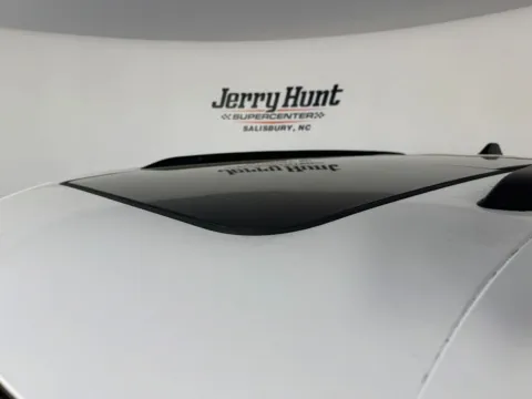 More photos of 2023 Jeep Grand Cherokee Limited at Jerry Hunt Supercenter - Salisbury, NC