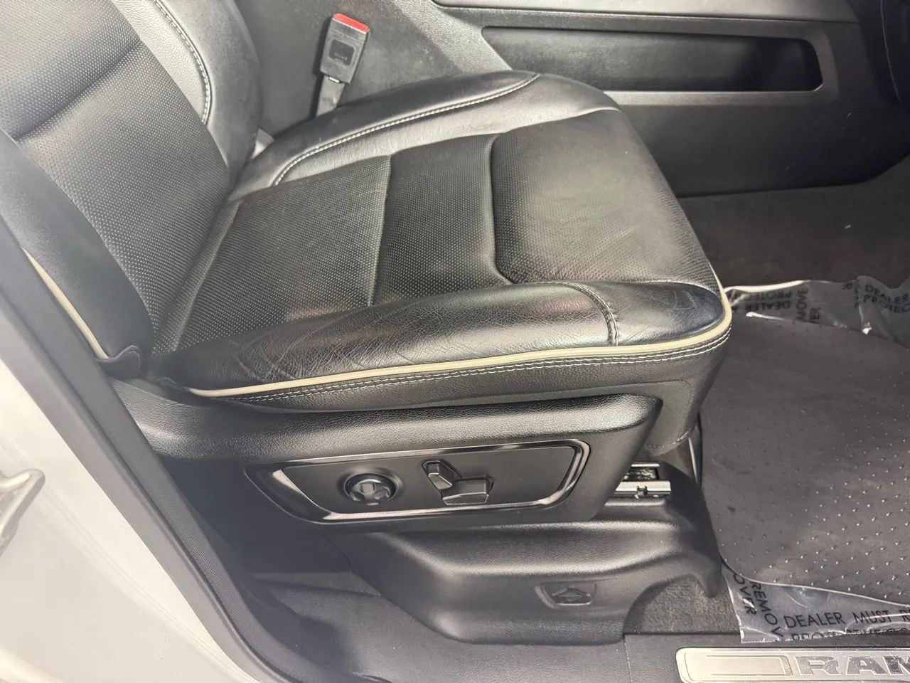 2023 RAM Ram 1500 Pickup Limited - Photo 33