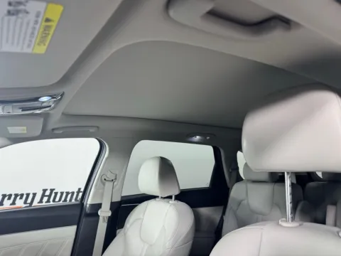 More photos of 2023 Kia Sorento SX at Jerry Hunt Supercenter - Salisbury, NC