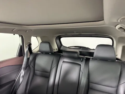 More photos of 2023 Nissan Rogue SL at Jerry Hunt Supercenter - Salisbury, NC