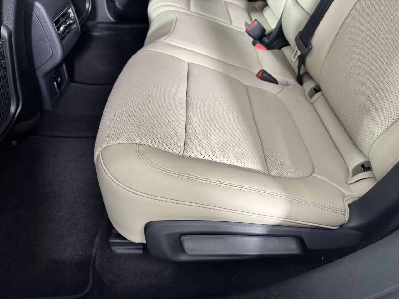 2025 Lincoln Corsair Grand Touring - Photo 31