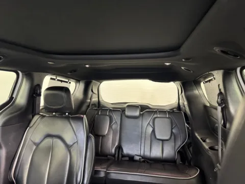 More photos of 2025 Chrysler Pacifica Limited at Jerry Hunt Supercenter - Salisbury, NC