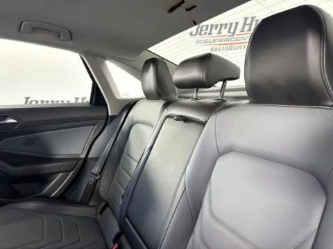 More photos of 2025 Volkswagen Jetta 1.5T SEL at Jerry Hunt Supercenter - Salisbury, NC