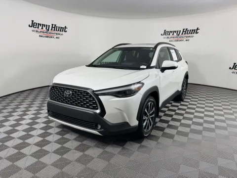 White 2024 Toyota Corolla Cross XLE for sale in Salisbury, NC