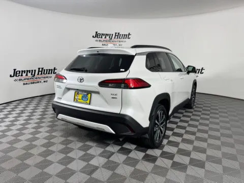 More photos of 2024 Toyota Corolla Cross XLE at Jerry Hunt Supercenter - Salisbury, NC