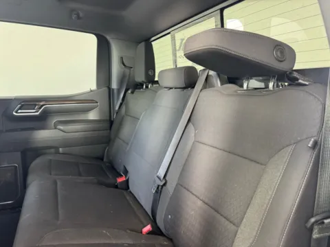 More photos of 2022 Chevrolet Silverado 1500 LT at Jerry Hunt Supercenter - Salisbury, NC