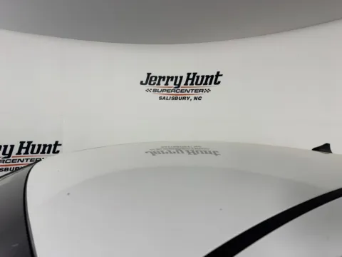 More photos of 2022 Hyundai Sonata SE at Jerry Hunt Supercenter - Salisbury, NC