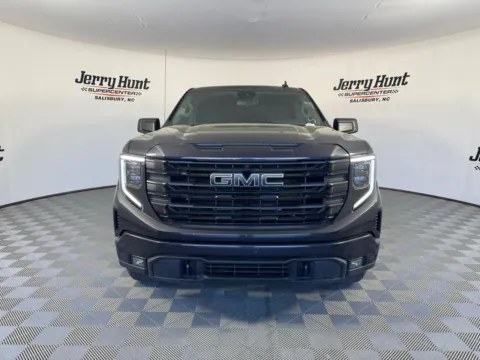 More photos of 2024 GMC Sierra 1500 Elevation at Jerry Hunt Supercenter - Salisbury, NC