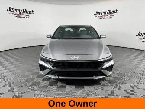 More photos of 2025 Hyundai Elantra SEL Convenience at Jerry Hunt Supercenter - Salisbury, NC