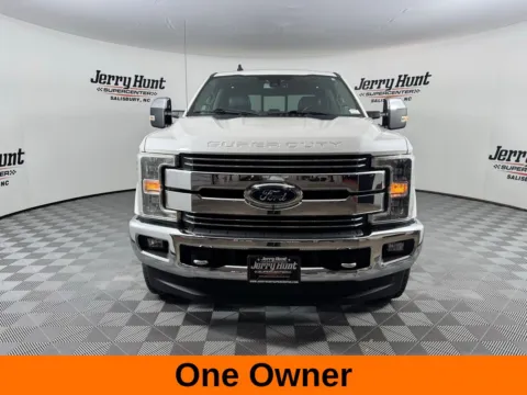 More photos of 2019 Ford F-350SD Lariat at Jerry Hunt Supercenter - Salisbury, NC