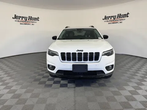 More photos of 2023 Jeep Cherokee Altitude at Jerry Hunt Supercenter - Salisbury, NC
